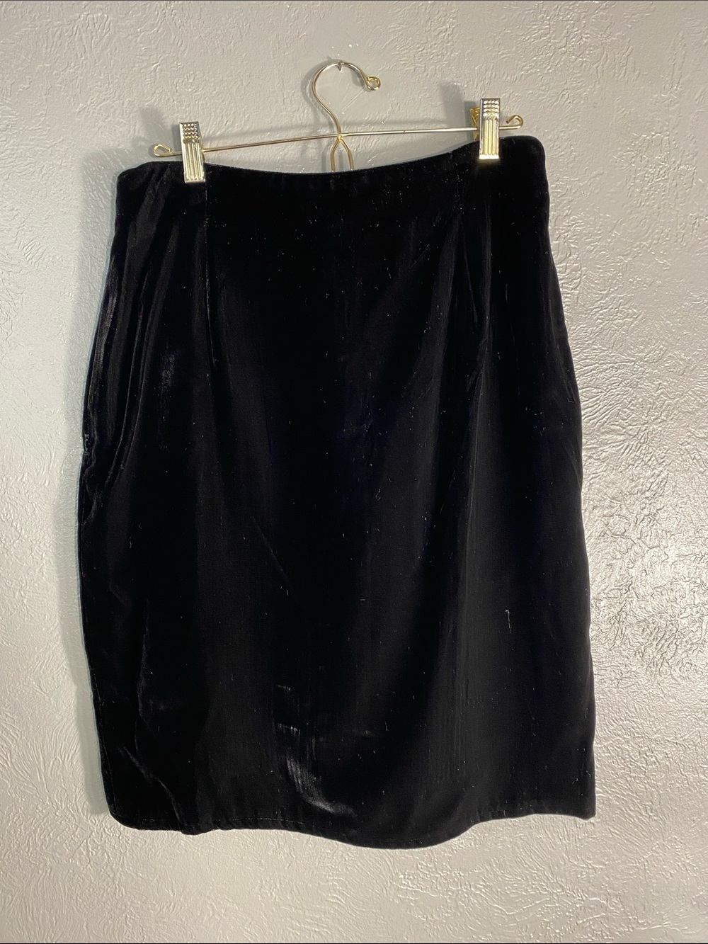 Brooks Brothers Skirt Womens 14 Black Velvet Made USA Pencil Holiday Evening